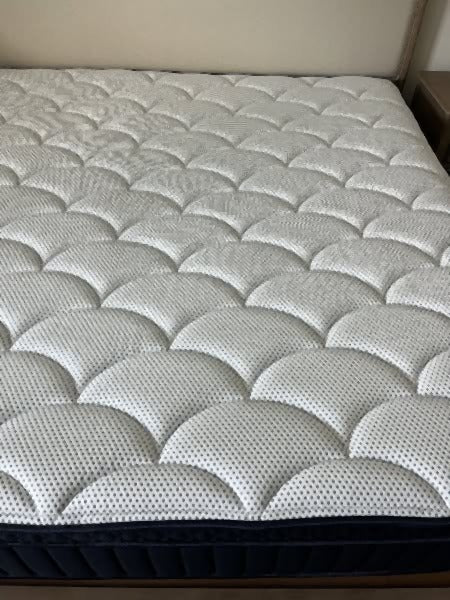 DreamCloud Premier Hybrid Queen mattress