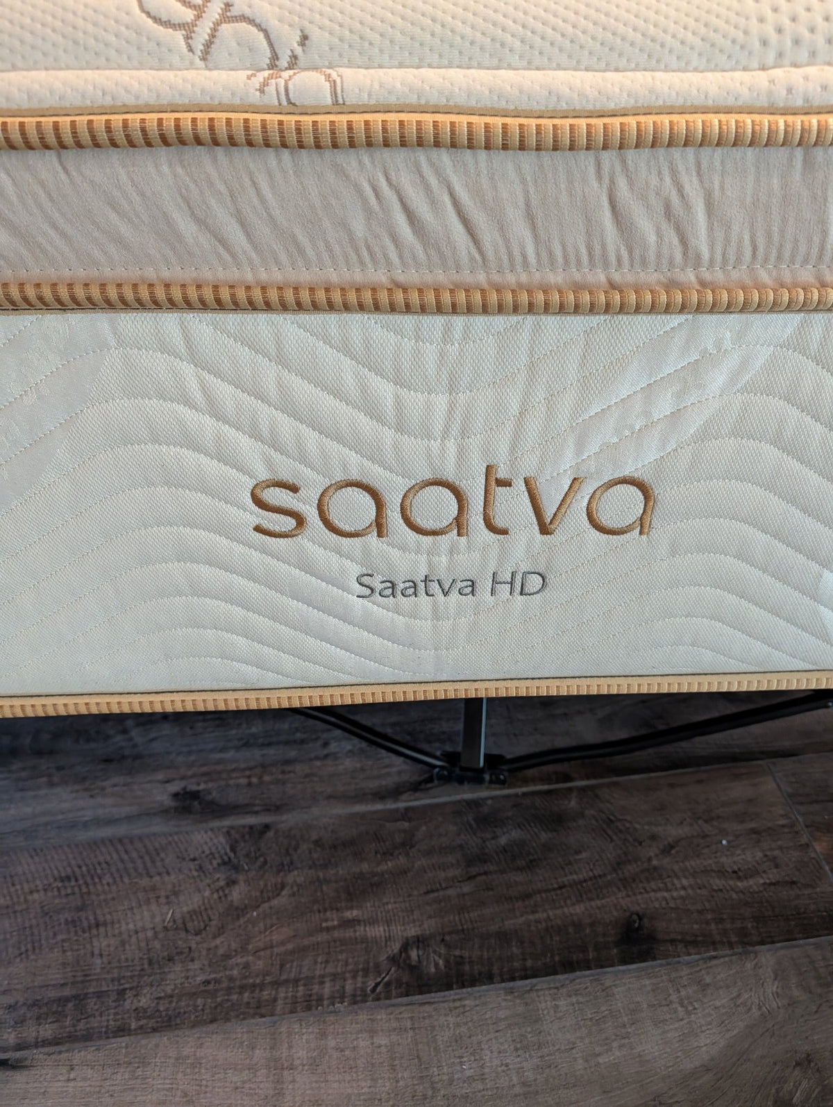 Saatva HD King mattress