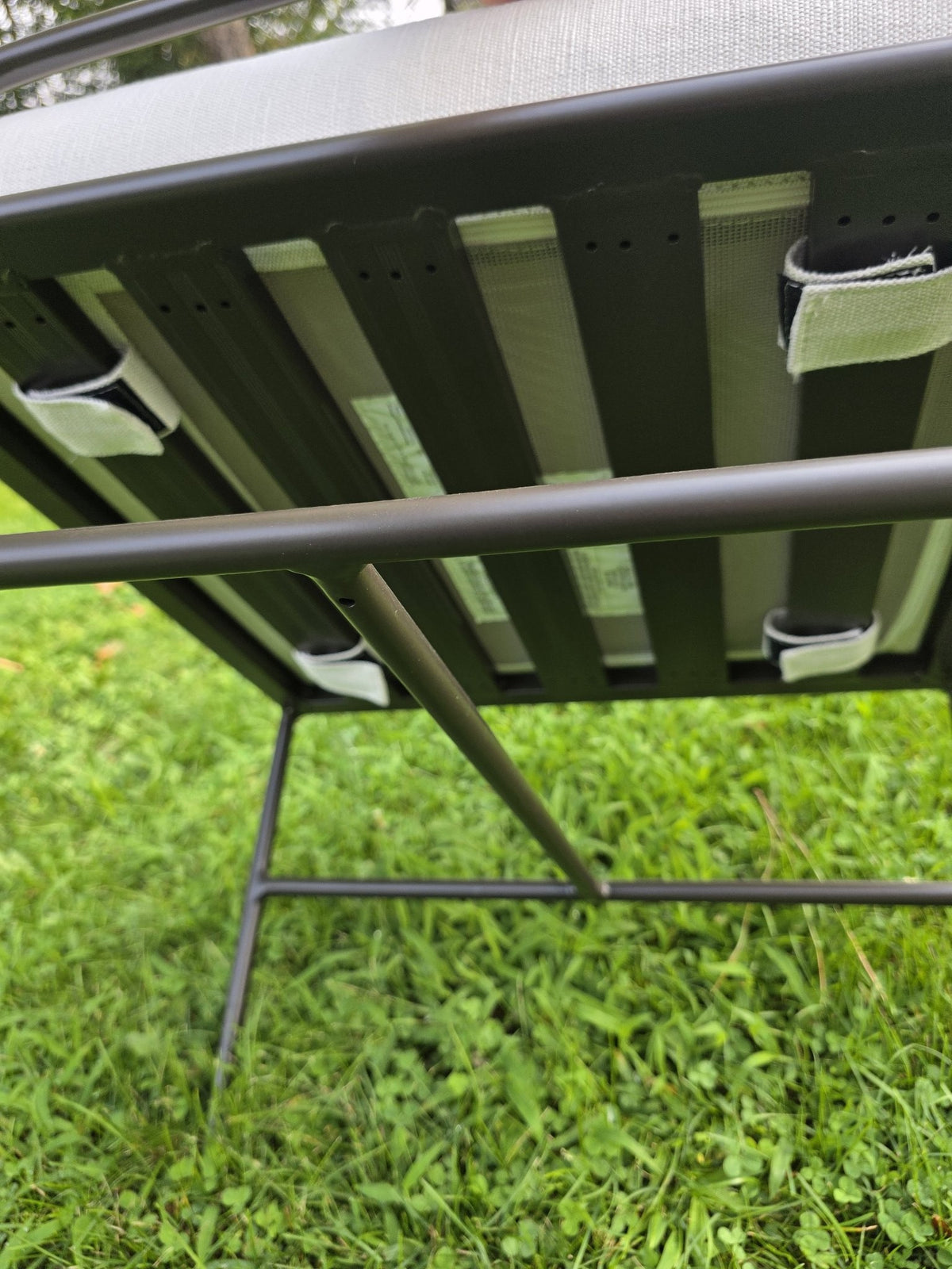 Segovia outdoor dining chair, underside detail