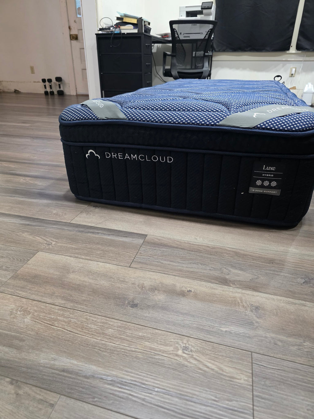 DreamCloud Twin XL mattress