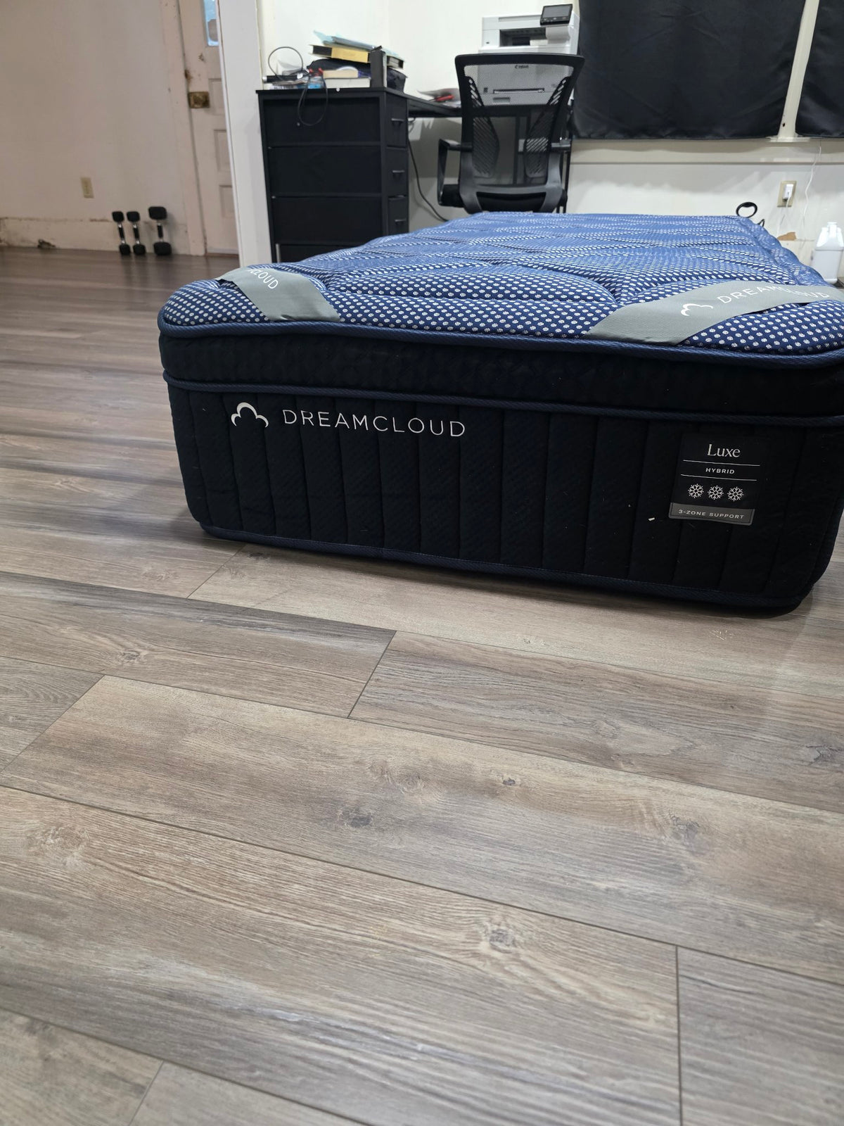 DreamCloud Twin XL mattress