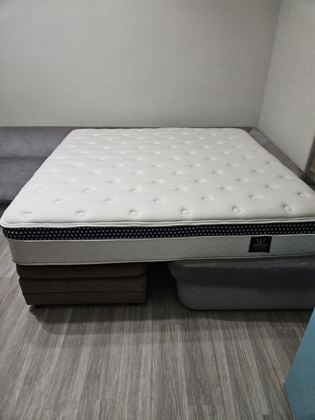 WinkBed Luxury Firm Cal King, side profile